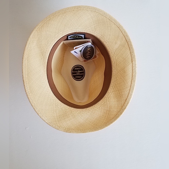 Men's Genuine Handwoven Grade 8 Panama Straw Safari Hat - Picture 5 of 16